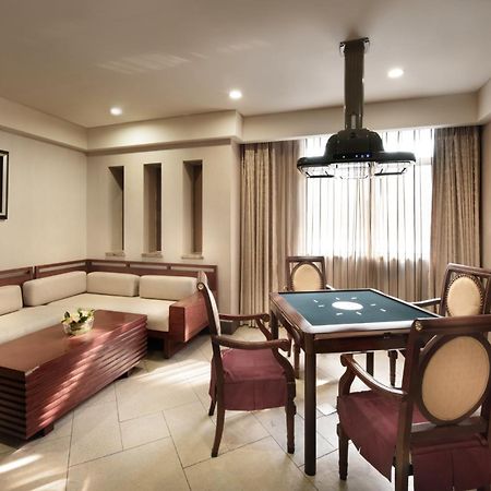 Zhuhai Guotai Hotel Екстер'єр фото