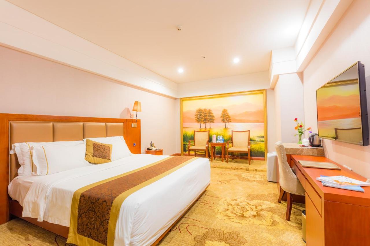 Zhuhai Guotai Hotel Екстер'єр фото