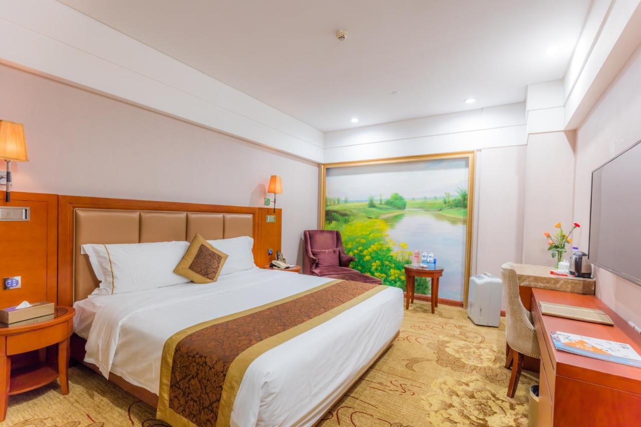 Zhuhai Guotai Hotel Екстер'єр фото